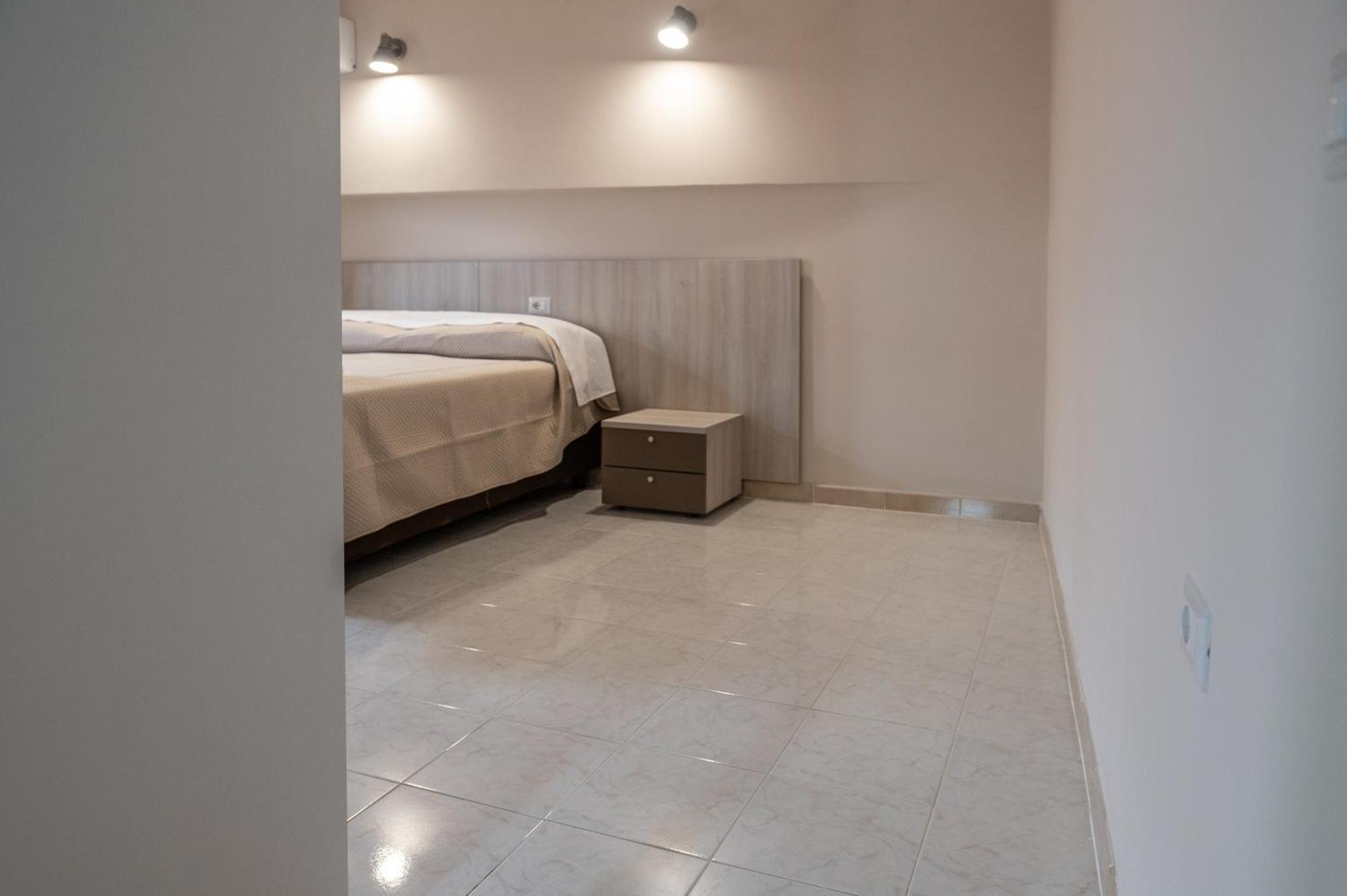 Sant'Janni Apartment Buonalbergo Ngoại thất bức ảnh